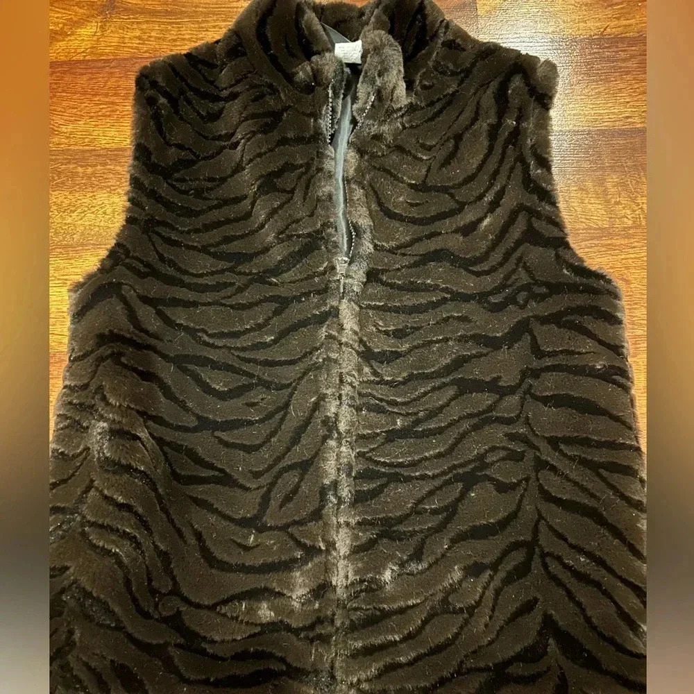 Frankly My Dear Women’s Faux Fur Animal Print Vest Size Medium Brown